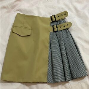 Chic Two-Tone Women's Mini Skirt